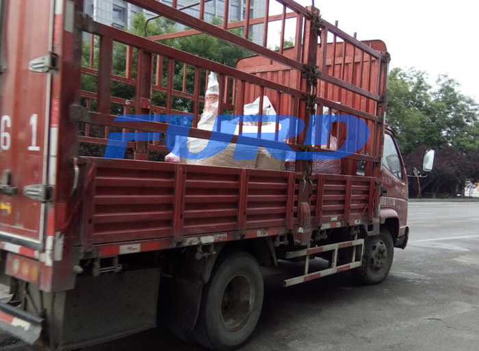福瑞得機械手扶壓路機、二次結(jié)構(gòu)澆筑機及時發(fā)貨